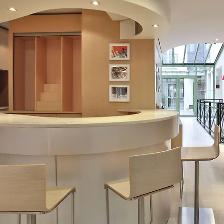 Ibis Opera La Fayette 3*