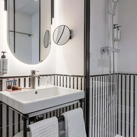 Faubourg Galant - Handwritten Collection 4* باريس