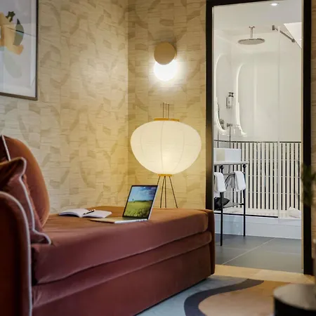 Hotel Faubourg Galant - Handwritten Collection