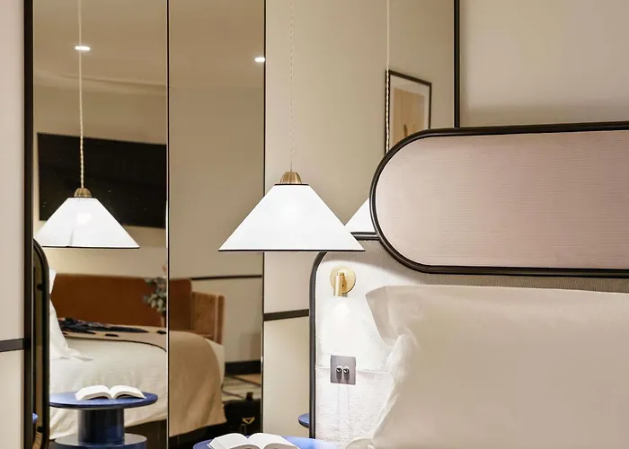 Faubourg Galant - Handwritten Collection 4* Paryż