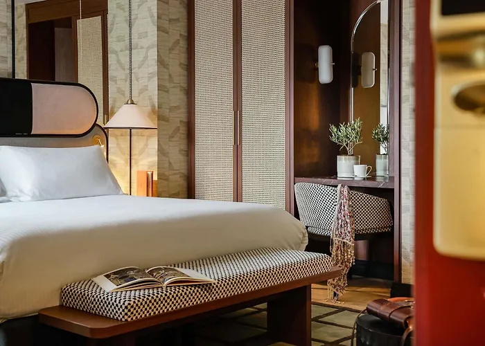 Hotel Faubourg Galant - Handwritten Collection